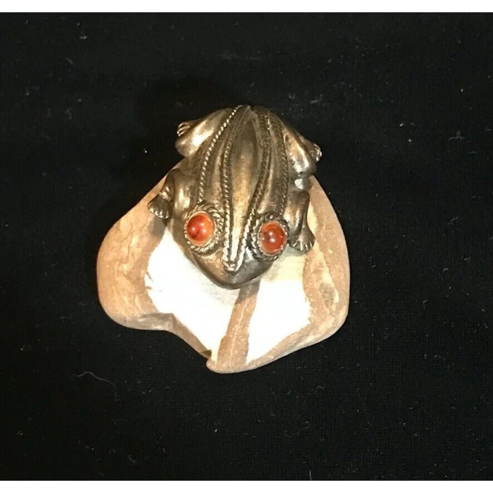 Vintage Frog Pin Circa 60s Folk Art Amber Eyes Silver Alloy Herpetology